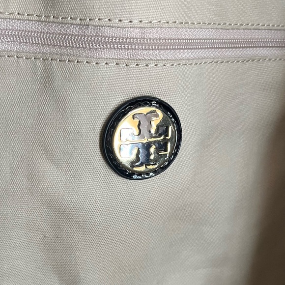 Tory Burch Ella Patent Nylon Tote Large In Black - Picture 8 of 17